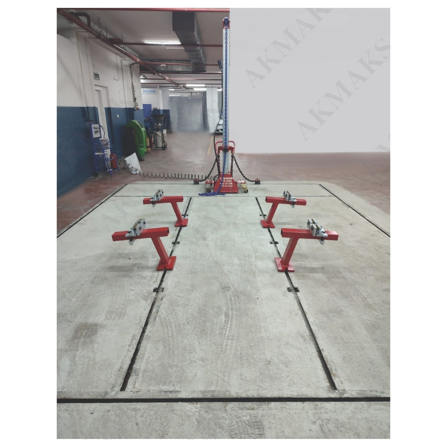 HPS 2000 Şase Düzeltme Tezgahı – Şase Çektirme ve Kaporta Doğrultma Sistemi 2 HPS 2000 şase çektirme kulesi yer sistemi